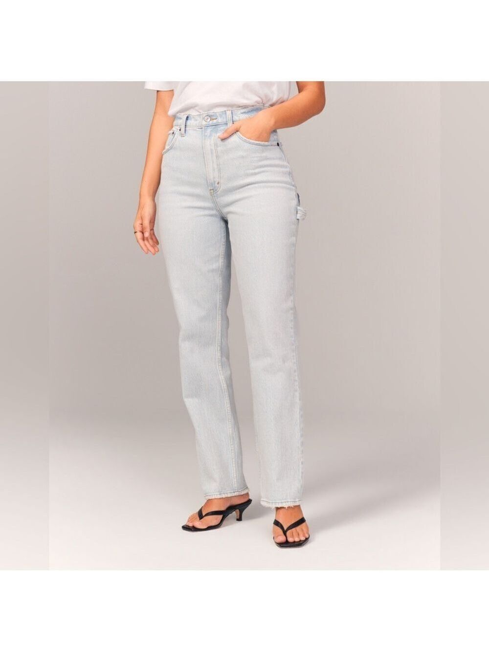Abercrombie & Fitch Curve Love Ultra High Rise 90s Straight Carpenter Jean 27|4L